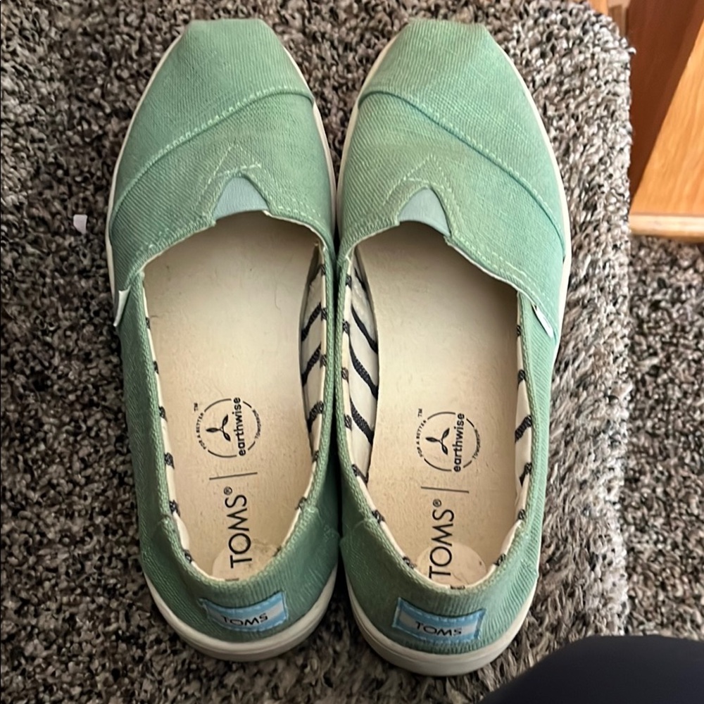 Toms Green Canvas Flats